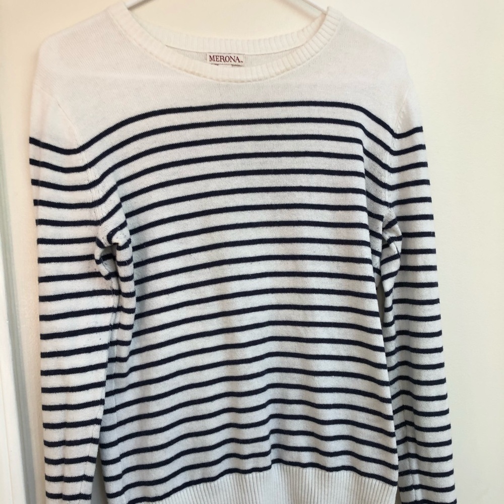 Merona light weight sweater